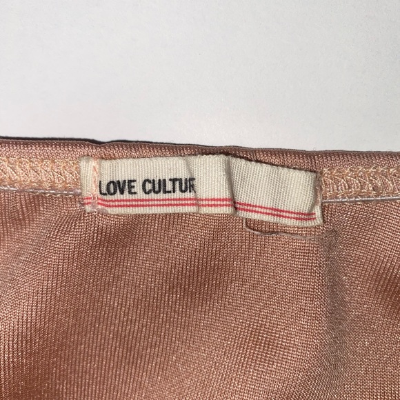 ELEGANT CHAMPAGNE MIDI DRESS - Picture 3 of 3